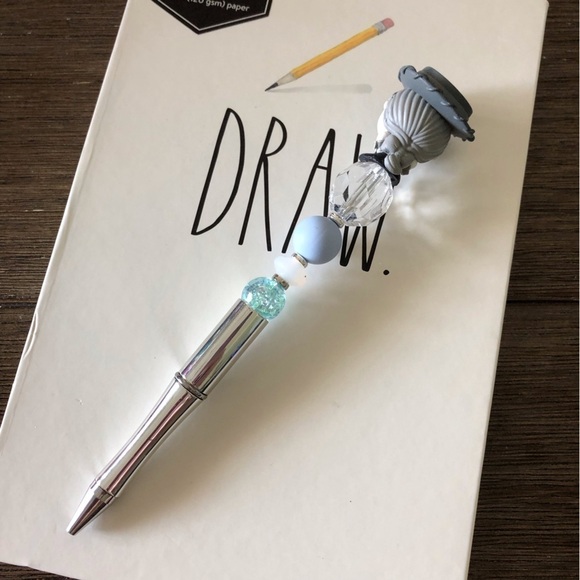 Disney doorables: Toy Story: Woody’s Round Up: Jessie handmade beaded pen - Picture 3 of 3